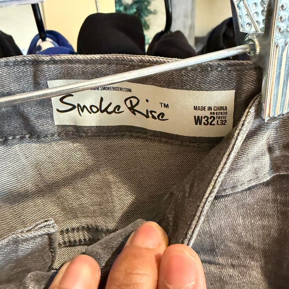 Smoke Rise Distressed Jeans - Picture 2 of 6